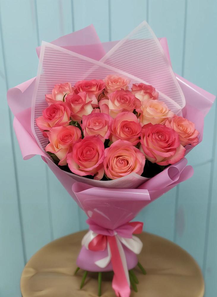 Букет 15 Розовых роз Равель в Талой