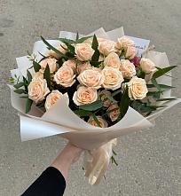 Букет Кремовые розы Латте в Талой
