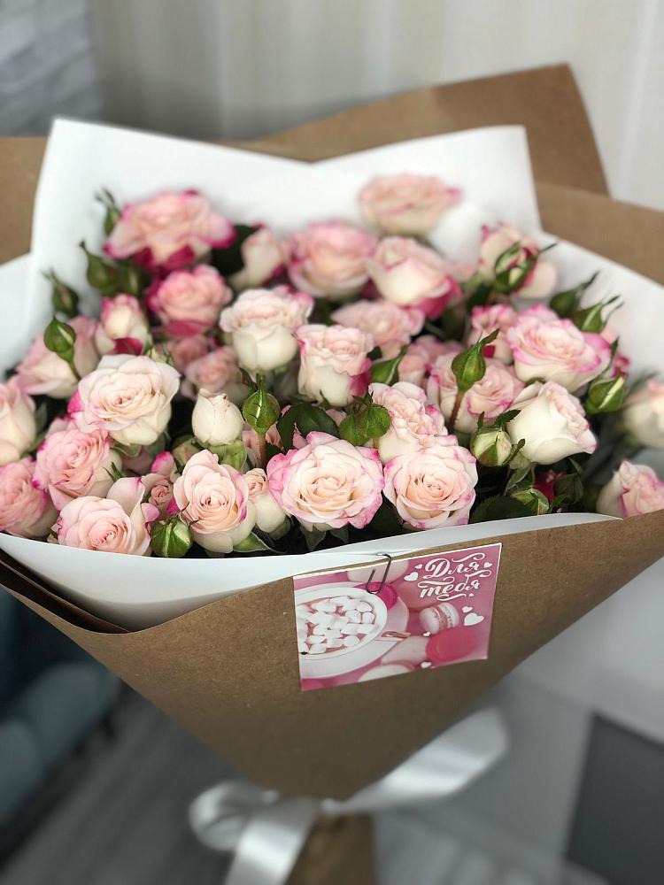 Букет цветов из: Розы в Талой