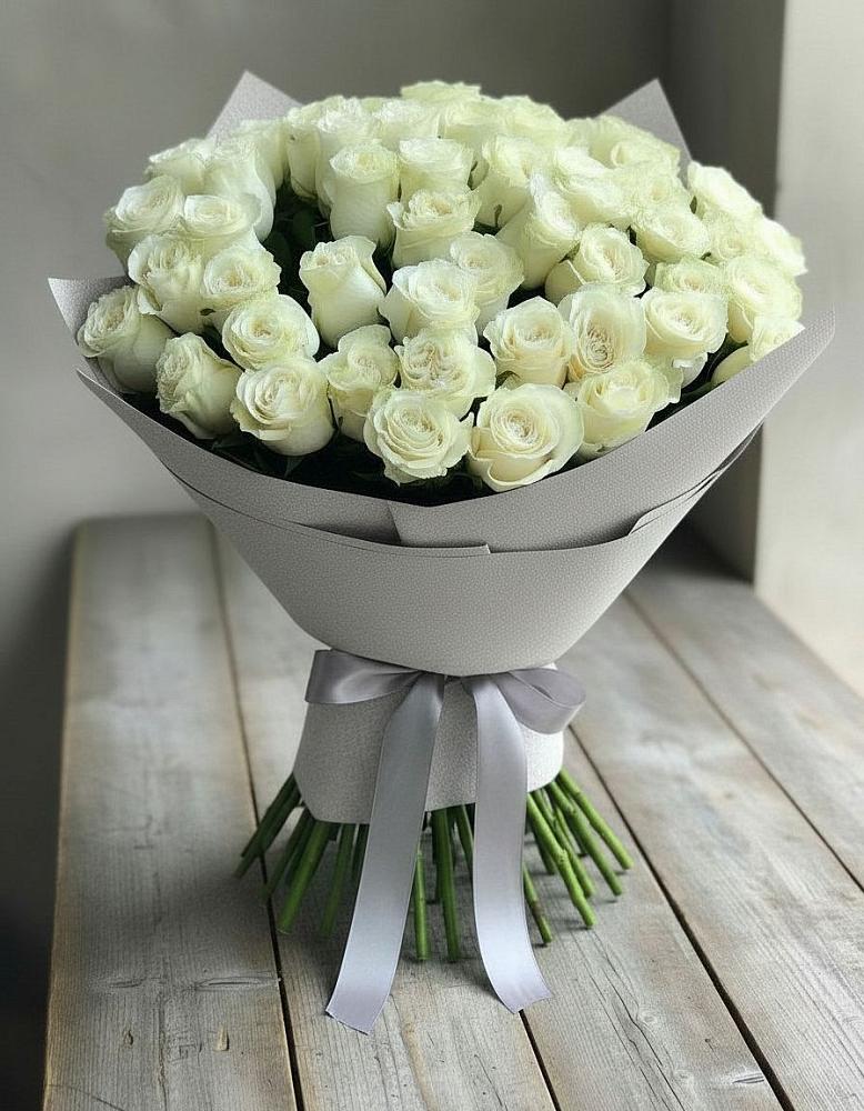 Букет 35 Белых роз в Талой