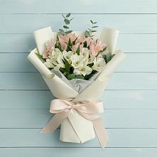 Букет цветов из:  Альстромерии #REPLACE_PRED# Талой