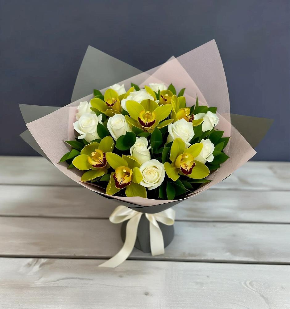 Букет цветов из: Орхидеи и Розы в Талой