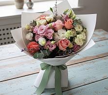 Букет цветов из:  Розы, Лизиантусы и Гвоздики #REPLACE_PRED# Талой