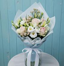 Букет цветов из:  Розы и Лизиантусы #REPLACE_PRED# Талой