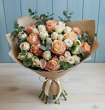 Букет цветов из:  Альстромерии и Розы в Талой