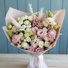 Букет цветов из:  Альстромерии и Розы в Талой